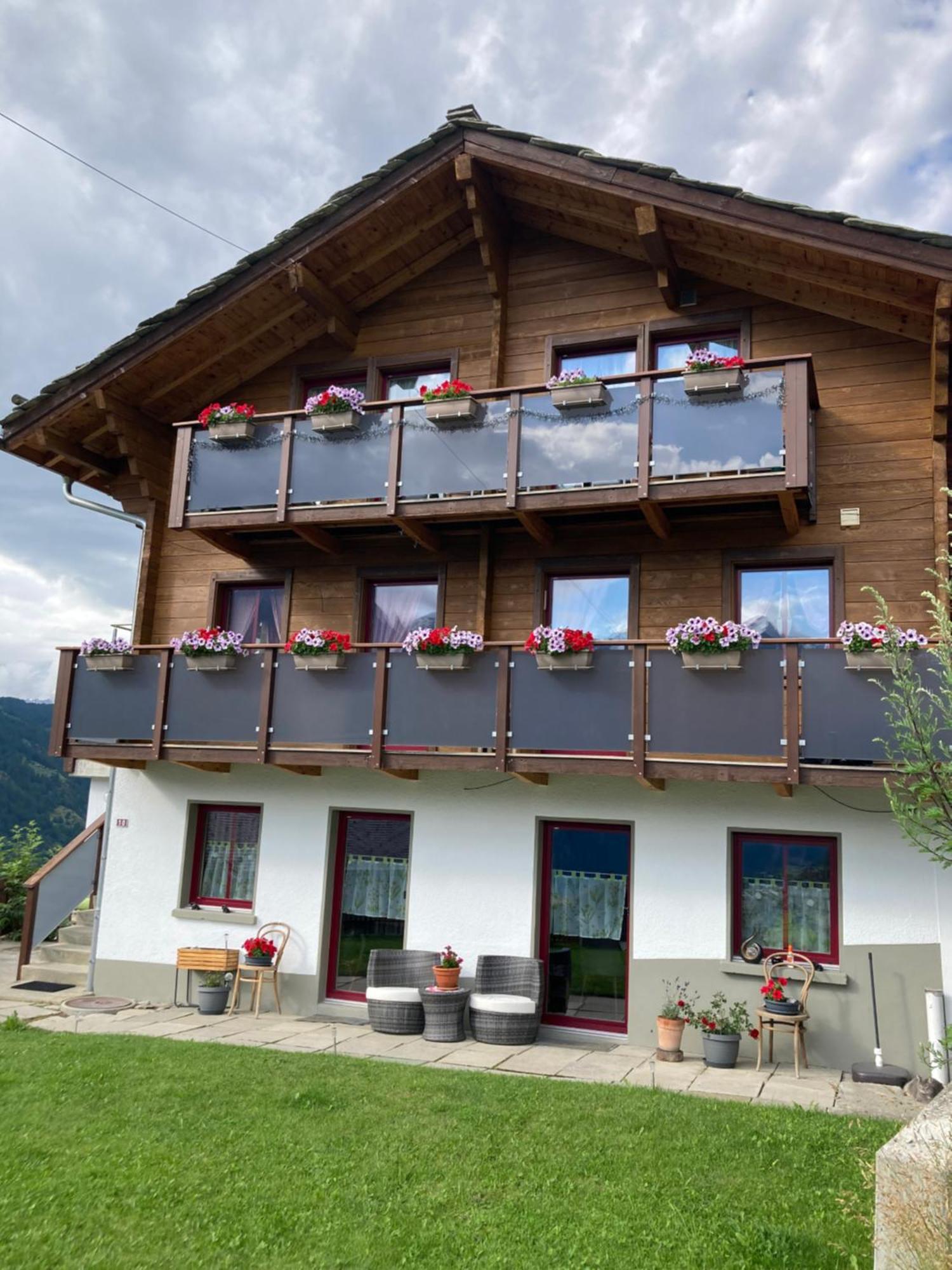 Haus Dorfblick Appartement Grächen Buitenkant foto